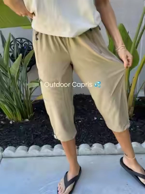 They fit true to size with a lot of stretch @Baleaf Us #baleaf #capripants #outdoorpants #hikingpants #cargopants 