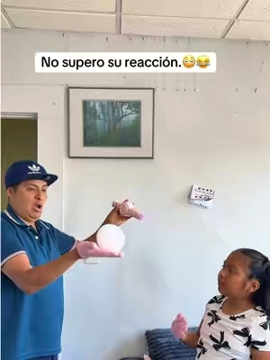 NO supero su reacción! 😳😂🤭😂 #bubbles #fogbubbles #fun #kids #skullcandysuperbrandday 