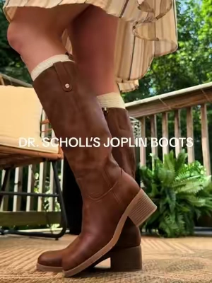 pumpkin patches, campus walks, festivals, mazes, etc. these boots will do it all! (they have wide calf options to!) 🤎👢 #drsbacktocampus #DrSchollsNewArrivals #drscholls #fallfashion #fallessentials 