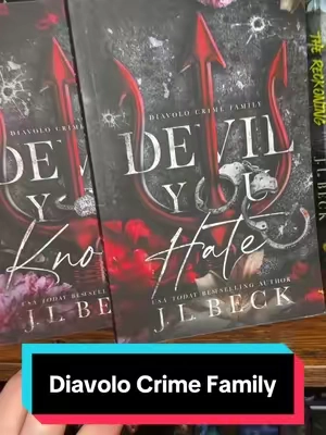 Mafia Romance, please. #BookTok #MafiaRomance #DarkRomance #SpicyRomance #SpicyBooks 