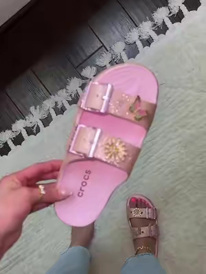 Pink sparkly crocs ✨💘💕 #crocs 