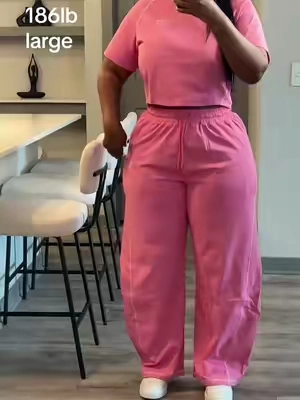 A quick OOTD in my @aelfriceden_official 🩷 #aelfriceden #joggers #girly #pink #flyshitonly 