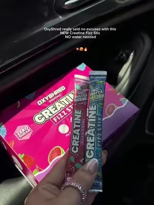 ⚡✨ OxyShred made taking creatine easier than ever. Their NEW Creatine Fizz Stix are perfect for on-the-go just tear, pour, and go. No shaker. No water. @ehplabs  #OxyShred #Creatine #FitnessEssentials #SupplementRoutine #oxyshredfizzstix  
