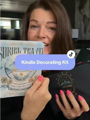 I’m not inherently crafty, so this is how I live out my type b crafty dreams #kindlegirlies #kindledecorating #kindlerefresh #kindlereader #blinddatewithabook 