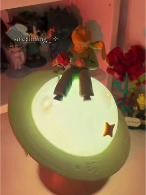 I love the little prince so much! I’m currently collecting the Hironos 🥹 and now I can add this to my collection!               #martube #thelittleprince #lepetitprince #childhood #cozyaesthetic 