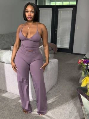 💜😈☂️ (Large, 5’6, 168) #foryoupage #fashioninspo #fashiontiktok #fashion #outfit 
