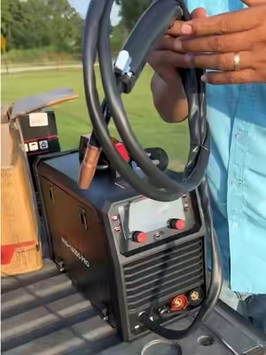 Soldadora con 3 formas de soldaduras #welder #tiktokshopsummersale #tiktokshopcreatorpicks 