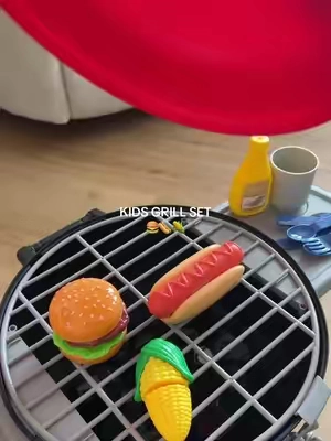 the cutest little grill set 🌭💛 #tiktokshopbacktoschool #tiktokshopgift #kidsgrillset #toddlergiftideas #kidstoyset 