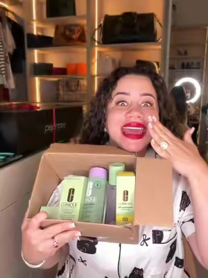 Set de skincare para piel seca, hidrata en profundidad, aporta brillo y deja la piel radiante 😁  #cliniqueskincare #skincare #belleza #skincareroutine #pielseca 