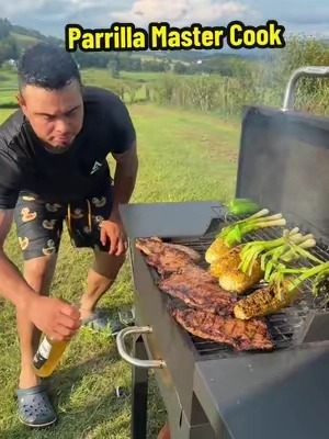 Parrilla Master Cook con amplio espacio para cocinar, mesas laterales y diseño práctico para disfrutar reuniones con familia y amigos.#parrilla #mastercook #asado #outdoorcooking #TikTokShopSummerSale 