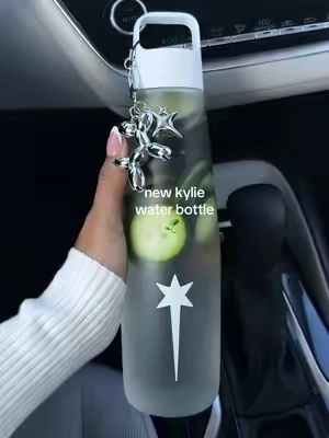 obsessed #k20 #waterbottle #hydrationbottle #kyliejenner #bottle 