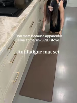 Cooking, dishes, repeat—at least make it comfortable #AntiFatigueMat #KitchenMats #KitchenEssentials #KitchenFinds #LUMI