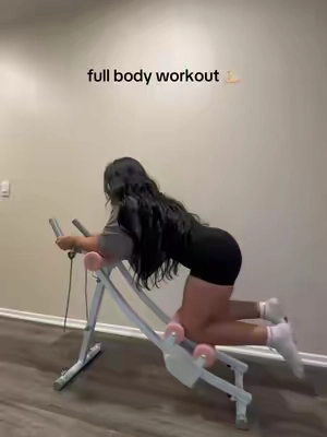 Hitting full body while baby naps 👶🏽💤  #fyp #athomeworkouts #fullbodyworkouts #abworkouts @Merach US