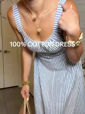 Scoop neck, a-line cotton dress with the most flattering fit - wearing a size XS (5’4”, 120 lbs) 💙🤍💙🤍 #cottondress #mididress #stripeddress #summerdress #alinedress 