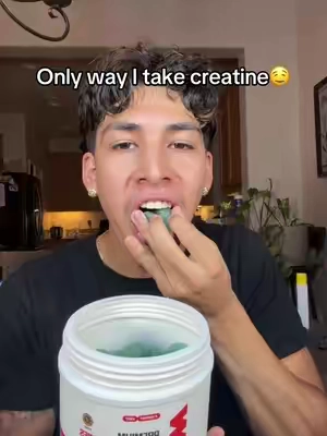 Taste like gushers #creatine #creatinegummies #creatinetips #asmr #amsrsounds 