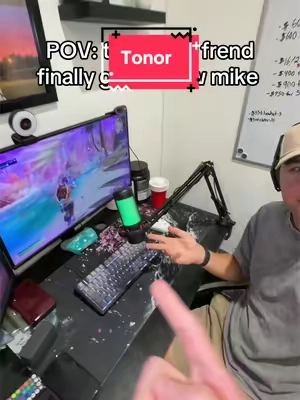 Bro couldn’t believe it…. #budgetmic #tiktokshopcreatorpicks #summerwins ##tiktokshop