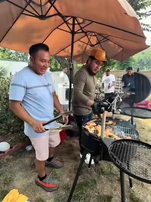 Para la carnita asada 🍖 🥩 esta parrilla está perfecto 👌 #carnitaasada 