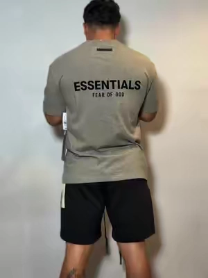 Essentials shirt 💸#essentials #essential #fearofgod #oversizedshirt #shirt 