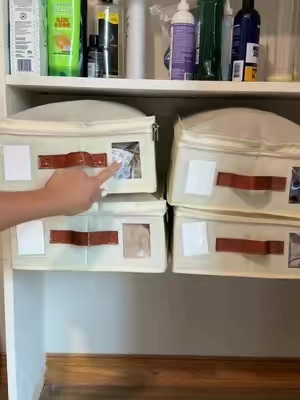 I’ve been storing my sheets all wrong my whole life!! These sheet organizers make my closet look so much cleaner!! #sheetorganizer #sheetstorage #linenstorage #organizedhome #homeorganization