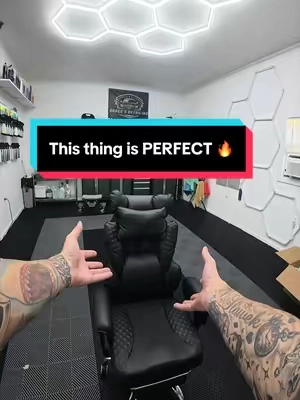 Another fire gaming chair 🔥 #gtplayer #gamingchair #deskchair #GamingSetup #foryoupage 