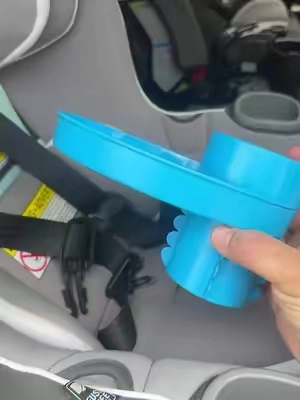 Keep snacks, drinks, toys, tablets, and travel essentials organized with this Car Seat Snack Tray Organizer! 🚗 Perfect for road trips, daily commutes, and busy families, this sturdy tray gives kids a convenient space to eat, color, play, or watch their favorite shows without the mess. Multiple storage pockets keep everything within reach, helping make every ride cleaner, more organized, and a lot less stressful. Is this a must-have for your next road trip? Let me know in the comments! #kids #carseat #parents #carseatorganizer #snacktray 