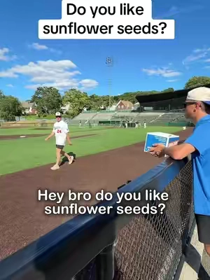Do you like sunflower seeds? ⚾️ @Nsnavigators 