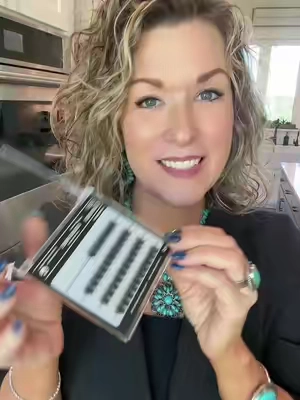 Love my glueless lashes by Cofier! #lashes #glueless #lash #fakelashes #women 