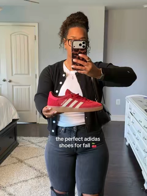 #adidas #adidassamba #redsneakers #tiktokshopcreatorpicks @Tillys 