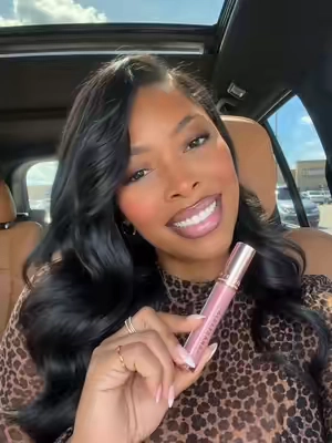 The perfect milky pink lipgloss does exist! 😍 #pinklipgloss #lipgloss #makeuptutorial #blackgirlmakeup #fullglam 