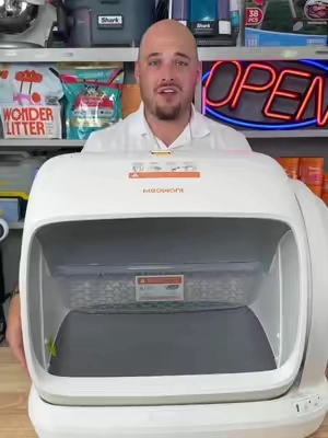 Having three cats it was hard to find an automatic litter box that would fit them #automaticlitterbox #tiktokshopcreatorpicks 