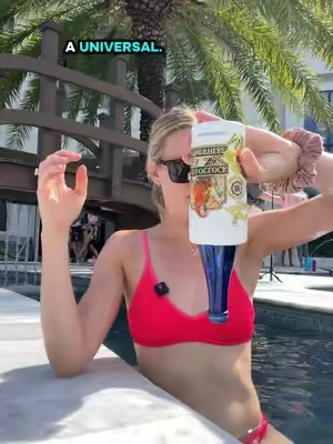 forever impressing my friends with my universal buddy💅🏻 #cancooler #colddrink #frostbuddy #universalbuddy #margaritaville 