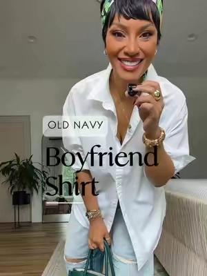 SIZE MEDIUM ❤️ Old Navy Women’s Oversized Button Down Boyfriend Shirt. #oversizedshirt #buttondown #boyfriendshirt #oldnavy #buttonup @Old Navy 