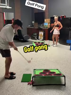 Who wins? #golfgame #golfpong 