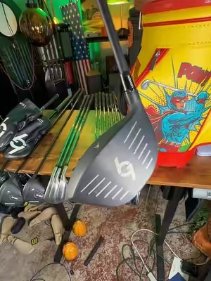 @69 Golf Sale on all of their golf clubs today. #golf #golfclubs #golfer #69golf #summerwins 