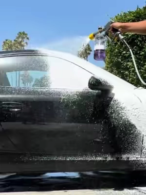 Wash & Shine your car with Black Light Car Wash Soap! #ChemicalGuys #DetailingLife #CarDetailing #beforeafter