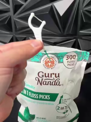 300 floss picks for this low 😱 #gurunanda #oralcare #flosspicks #tiktokshopsummersale #tiktokshopcreatorpicks 
