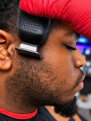 These SUPREME TRIMMER DARKSTAR 82 are 1 of the best trimmers out rite now Str8 up. #fyp #foryoupage #viral #trending #barber @Supreme Trimmer 