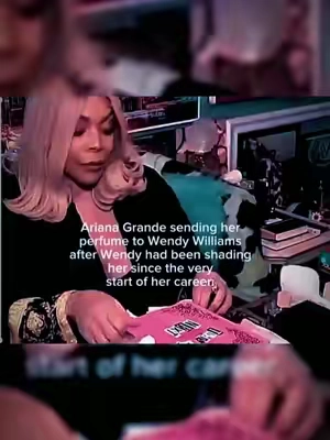 No wonder she gets all the guys #fragrance #perfumetiktok #tiktokmademebuyit #viral #perfumetok 