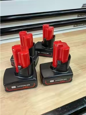 4-Pack of replacement M12 6.5aH batteries for Milwaukee tools 🔋  #tools #mechanic #construction #construccion #milwaukee 