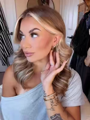 What an easy way to get more “piercings” #pavoi #pavoijewelry #jewelrytiktok #earrings 