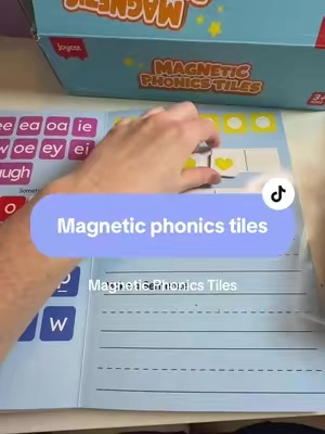 Moms of early readers and homeschool moms love these magnetic phonics tiles #earlyreaders #phonicsforkids #phonics #earlychildhoodeducation #kindergarten 