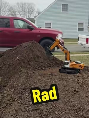 This little excavator is epic #excavation #toy #mechanic #excavatoroperator 
