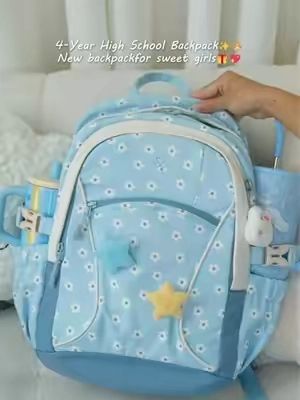 Changing classrooms? Multiple pockets = grab & go. Water bottle  notebook + snack – all ready. New + sale – time-saver! 🥳🥹#backtoschool #tiktokshopbacktoschool #tiktokshopsummersale #backpack #schoolbag 