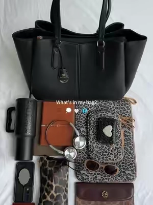 Don't wait – discount active now! 3 compartments, 40oz tumbler pocket, and it stands up by itself. Perfect for your daily routine. 🌟#backtoschool #tiktokshopbacktoschool #tiktokshopsummersale #workbag #totebag 