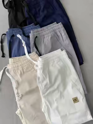 Zipper pockets that lock it down.🔒📱🔑 #versatileshorts #golfshorts #outdoorshorts  #tiktokshopsummersale #spotlightfinds
