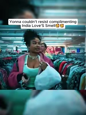 No wonder she gets all the guys 😳#fragrance #perfumetiktok #tiktokmademebuyit #yonna #indialove 
