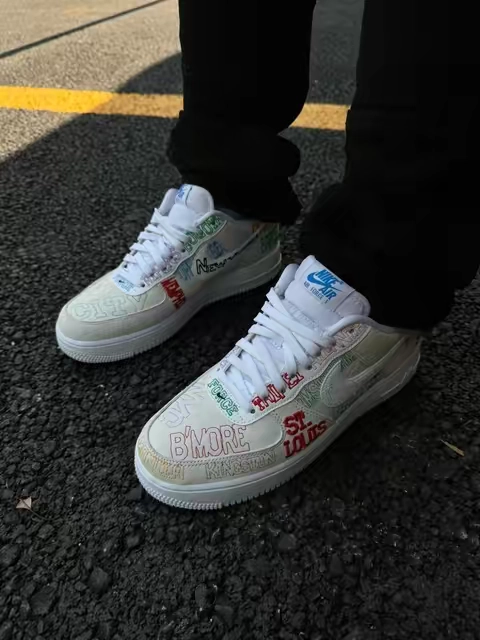 Classic white AF 1, but with a little world tour details #flykicks #tiktokshopsummersale #ttsneakerweek #nike #menshoes 