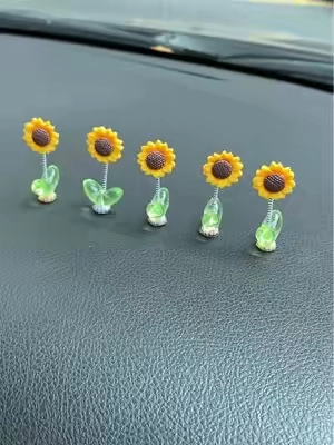 Cute car decorations#cartoy #caraccessories #summerfinds #cardecoration#tiktokmademebuyit 