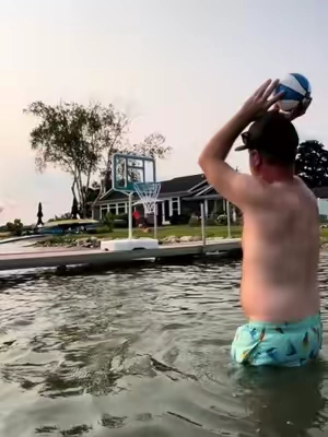 One of the best toys we’ve got all year! #basketball #pooltoys #lakelife #basketballhoop 