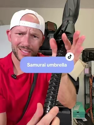 Not gonna lie the Japanese one is pretty bad ass #japaneseumbrella #japantiktok #cosplay #tiktokshopsummersale #tiktokshopcreatorpicks 